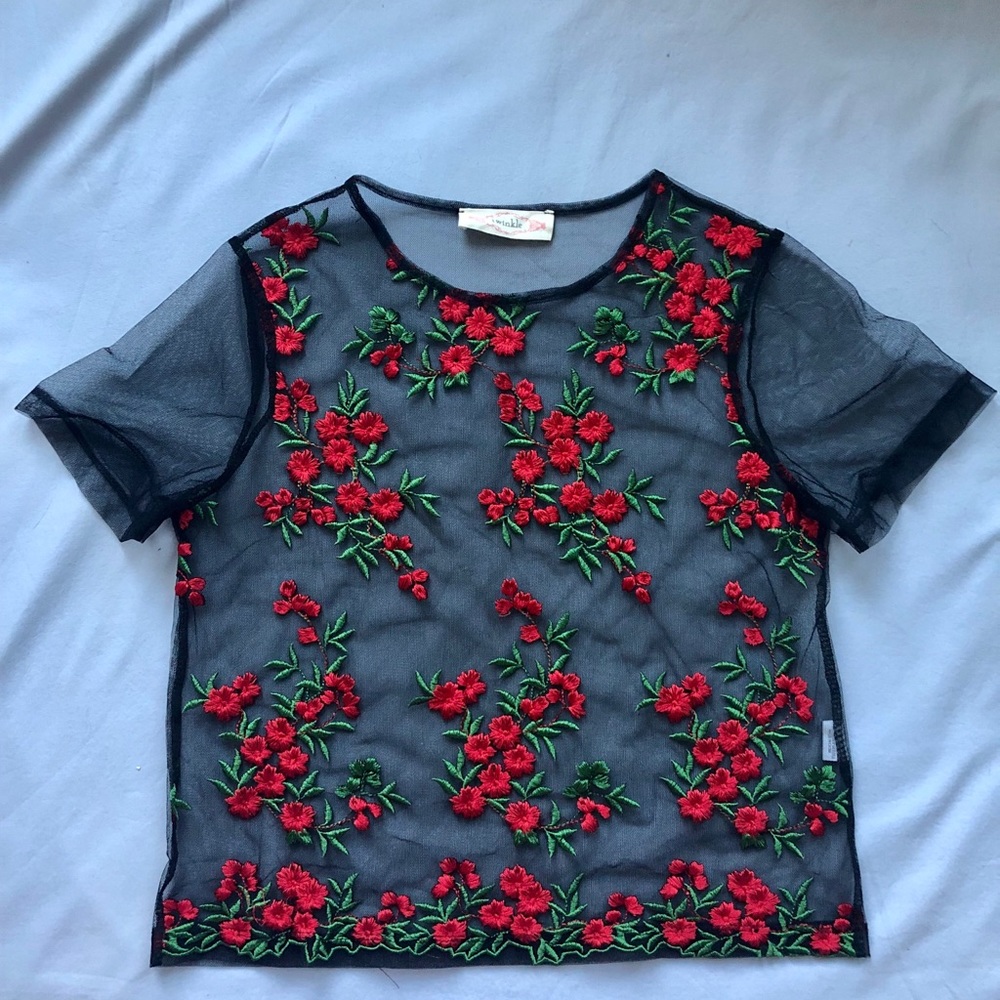 Decorative mesh T-shirt